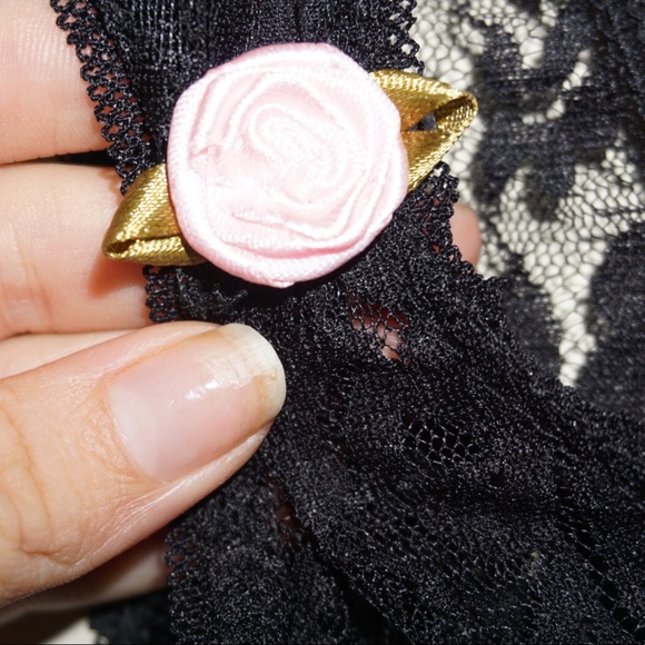 Venice Lace Bodysuit - Picture 2 of 4